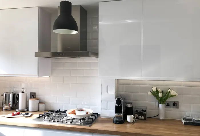 Idea: Kitchen, units, worktop and lighting